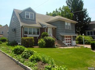 140 4th St, Wood Ridge, NJ 07075