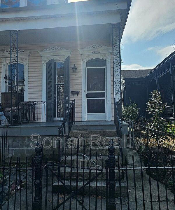 1st image of 3434 Cleveland Ave Unit 3434