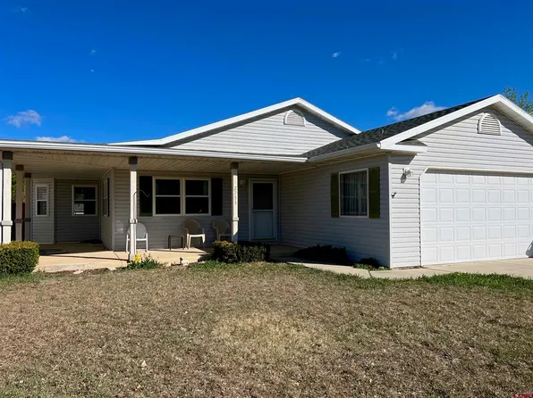 2753 Country Club Way, Montrose, CO 81401