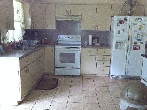 2nd image of 7 Venedia Dr