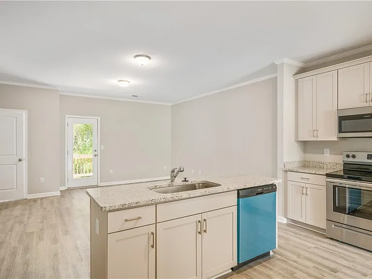 2826 Laurel Ridge Cir — Photo 9