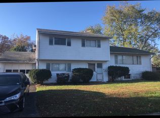 703 Berkeley Ln, Neptune, NJ 07753