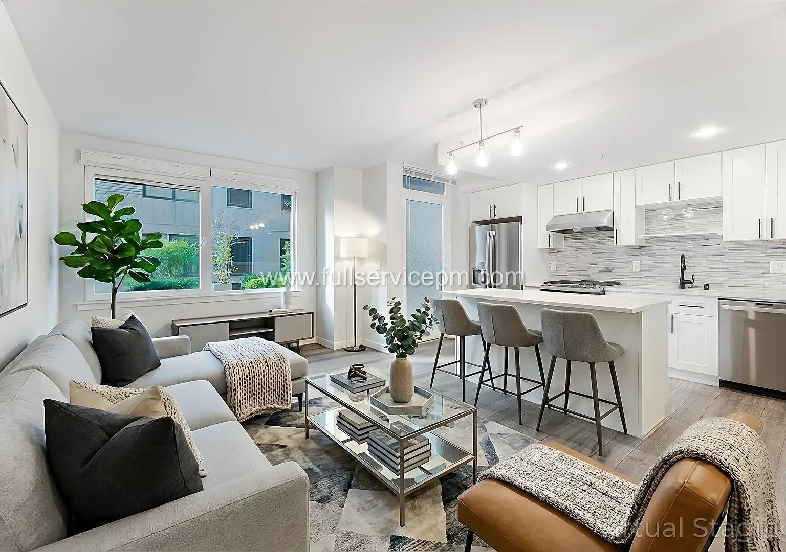 Belltown 1BR at The Parc w/ Parking Included, Rooftop Deck, Concierge & Full Gym — Photo 1