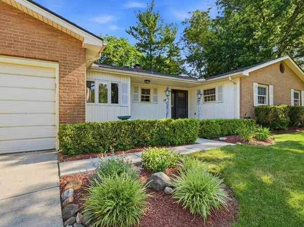 5820 Stoney Creek Ct, Columbus, OH 43235