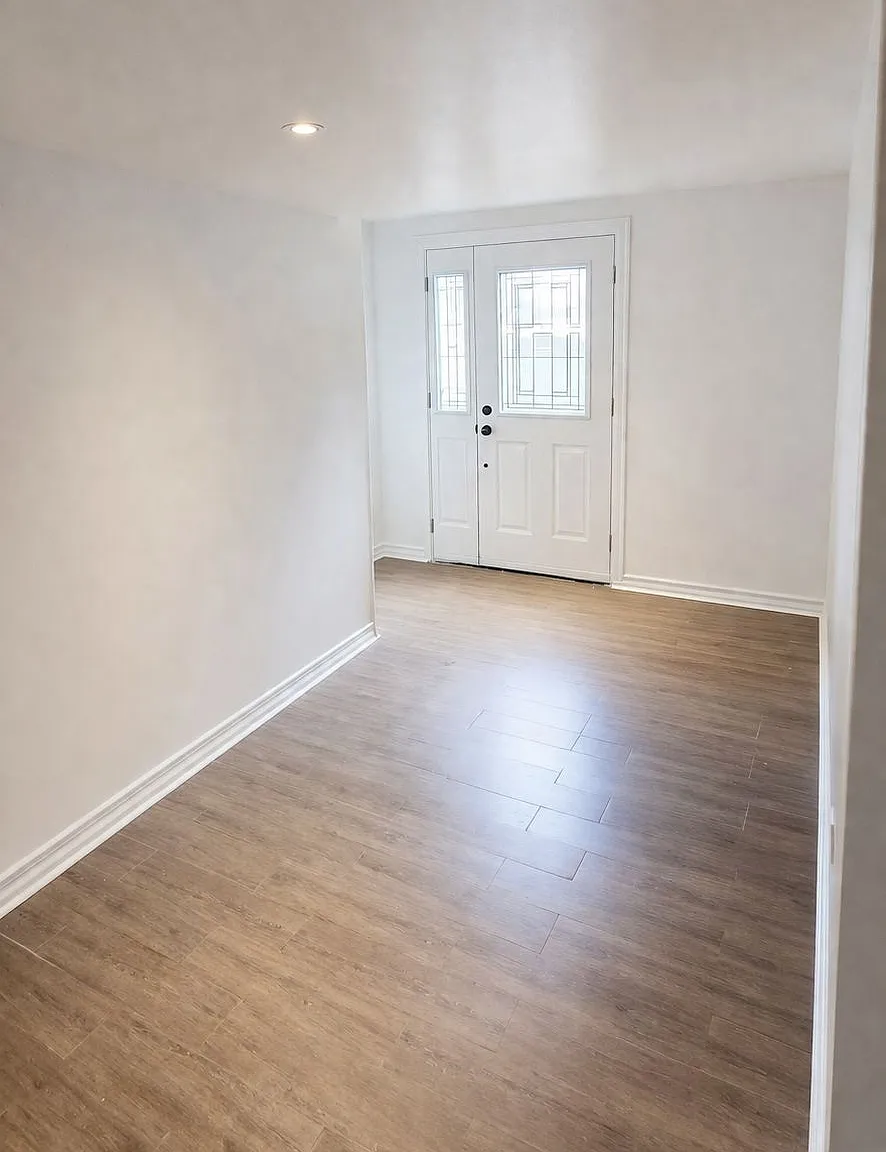 2 bed, $3,000 — Photo 2