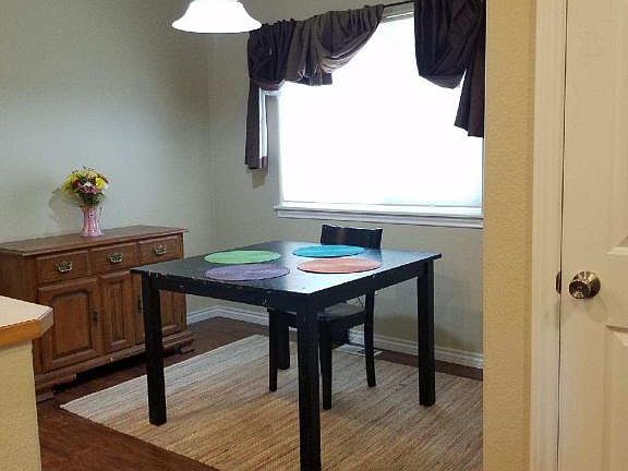 4th image of 835 Kane Dr APT 28
