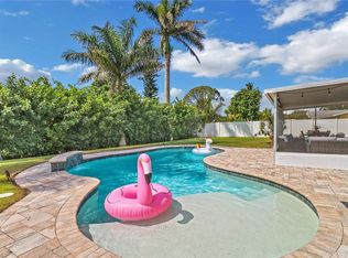 2680 Longboat Dr, Naples, FL 34104