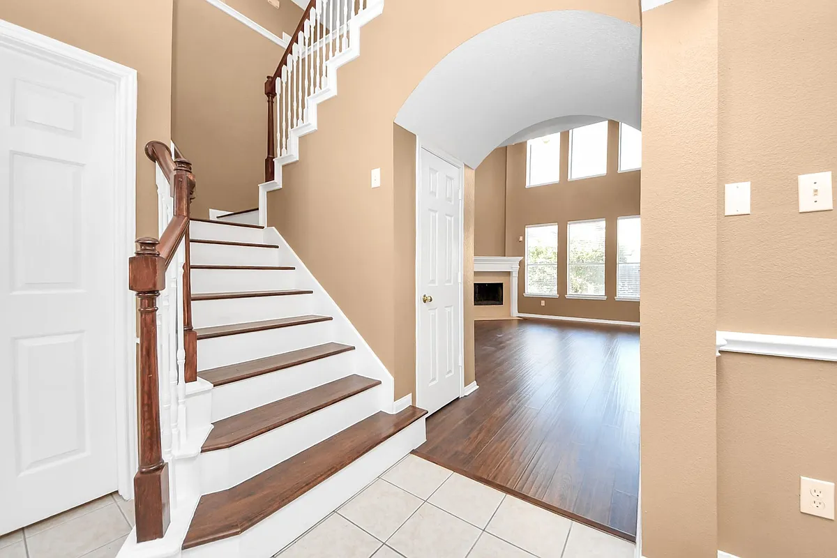 Photo 2 of 27 - 4703 Zachary Ln - Sugar Land, TX Building Photo - 4703 Zachary Ln