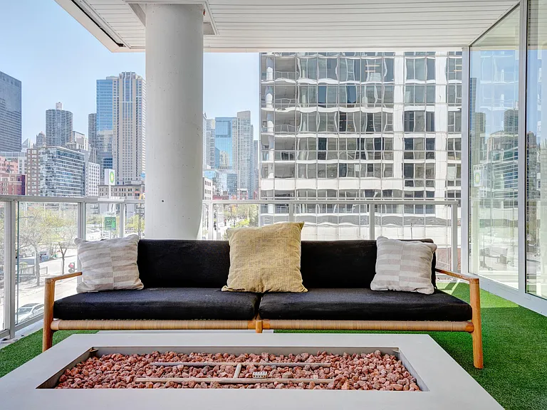 THE RHONE featuring the Saone Penthouse Collection — Photo 20