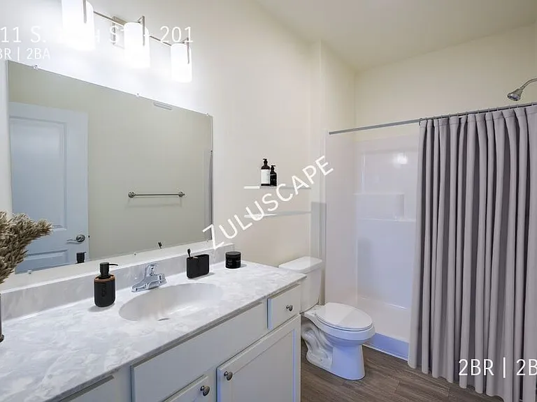Tin Plate Square Apartments White — Photo 10