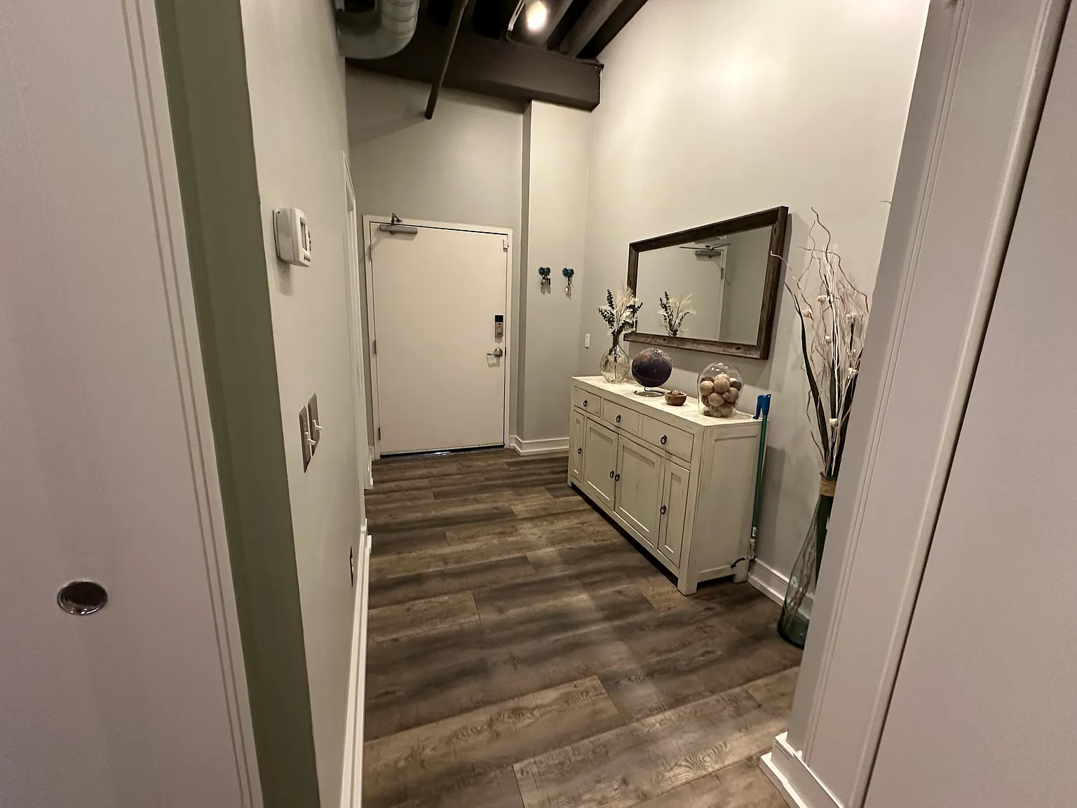 2 bed, 1200 sqft, $2,250 — Photo 3