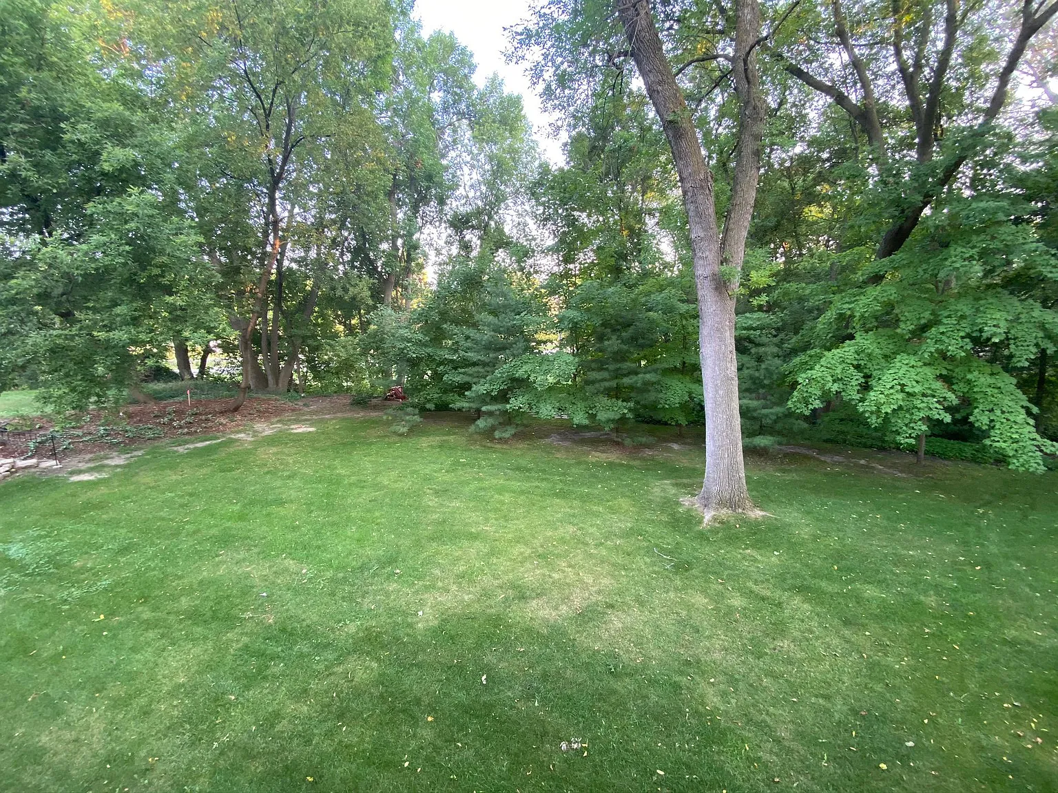 23165 Park St — Photo 2