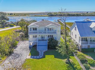 726 Waterway Dr SW, Sunset Beach, NC 28468