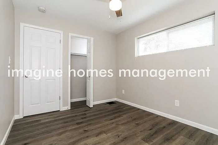 4963 Schroer Ave — Photo 8
