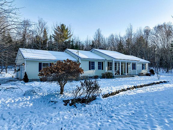 2nd image of 107 Mount Vista Drive