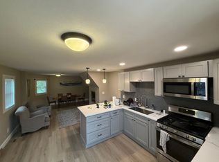 Available Newly Renovated 2 Bedroom and 1.5 Bath in Manlius, Manlius, NY 13104