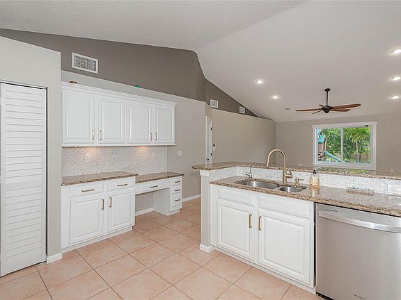 5th image of 3134 Peachtree Circle