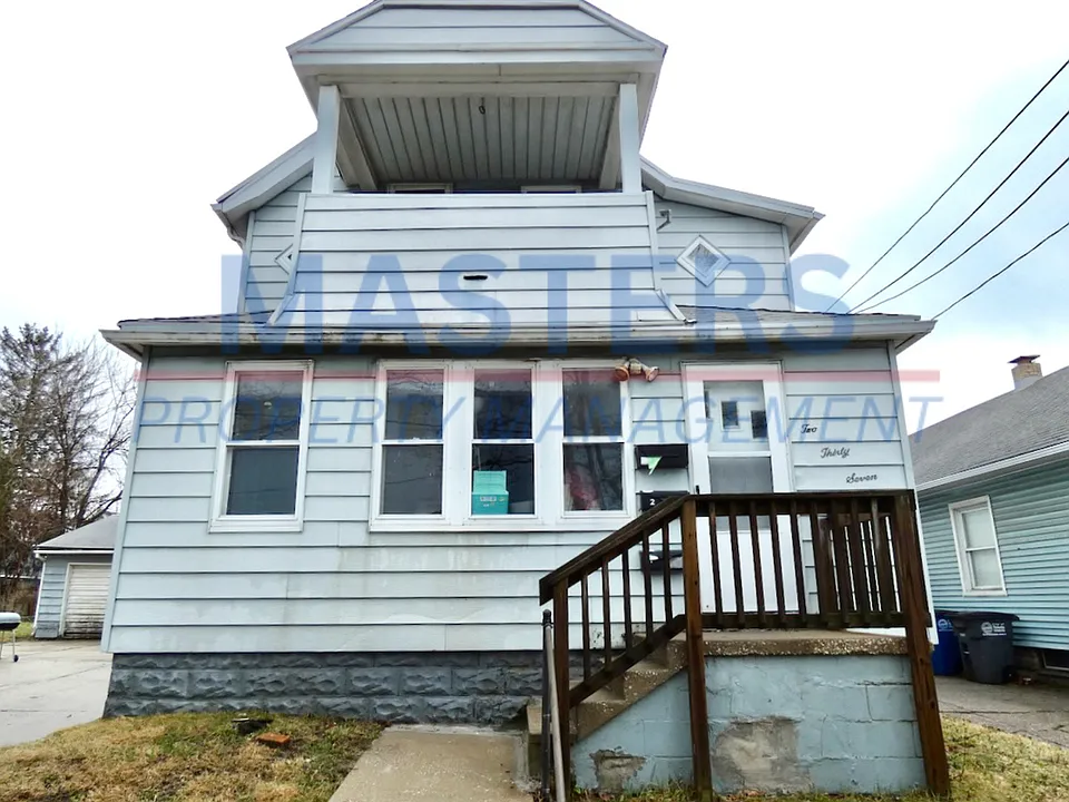 237 Yondota St