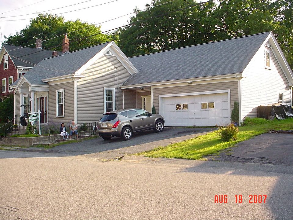 Garage.