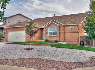 7405 Campstool Dr, Colorado Springs, CO 80922
