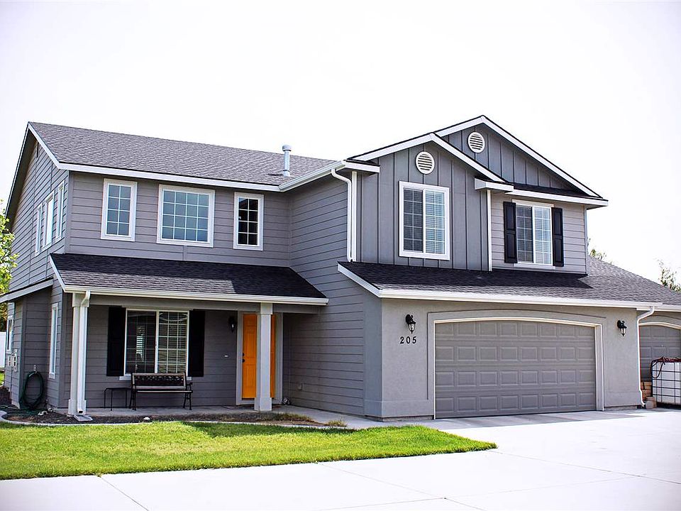 1st image of 205 Canyon Crest Dr W