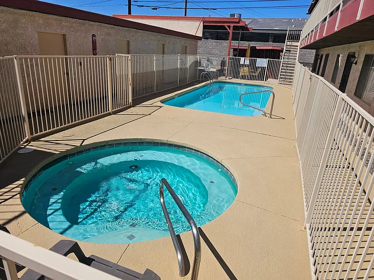 2301 McCulloch Blvd N #J — Photo 5