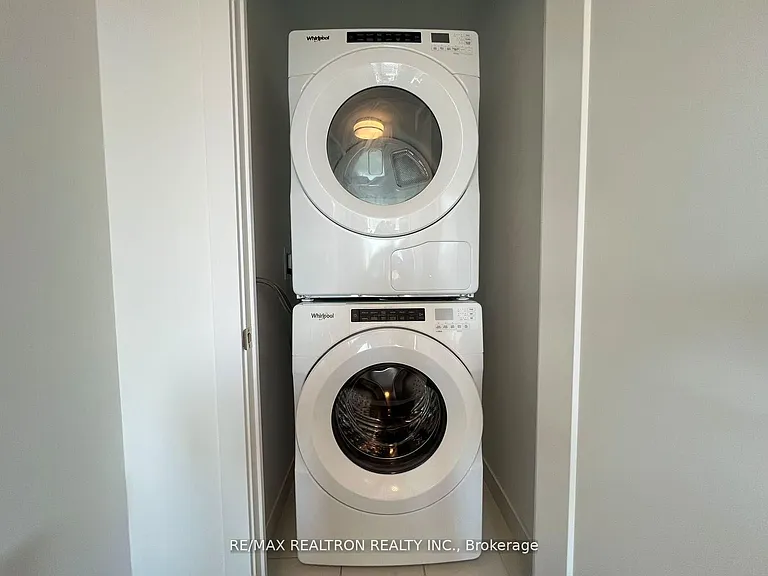 575 Bloor St E #2608 — Photo 47