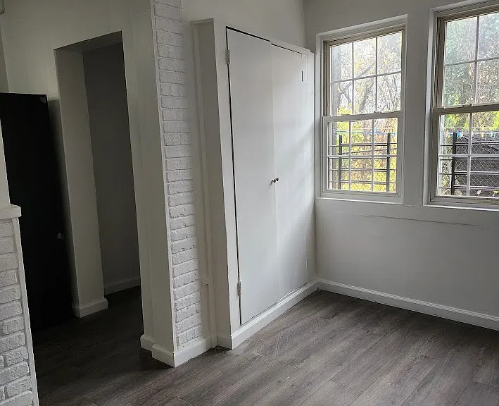 13 Stewart Pl #1 — Photo 4