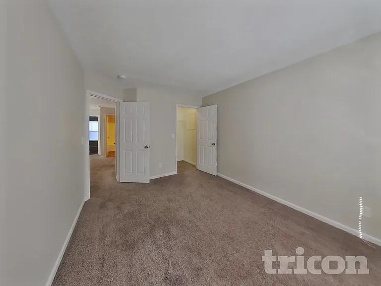 911 Pine Ridge Way — Photo 16