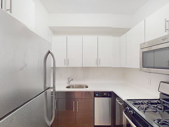 2nd image of 96 Steuben St APT 1C
