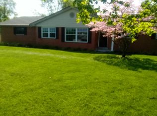 9621 Kenrick Rd, Centerville, OH 45458