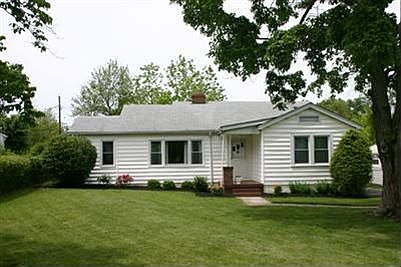 1st image of 729 Woodward Ln