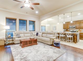 2720 Chimney Rock Rd, Burleson, TX 76028