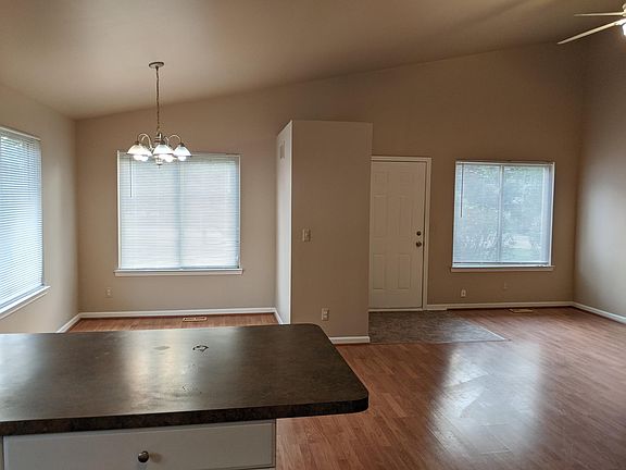 5th image of 284 N Rose St #B