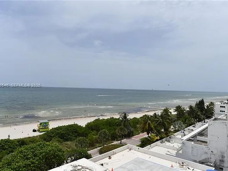 5555 Collins Avenue Cu #8K — Photo 18