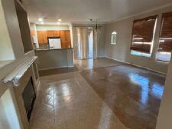 3rd image of 12625 Fiorenza Ln