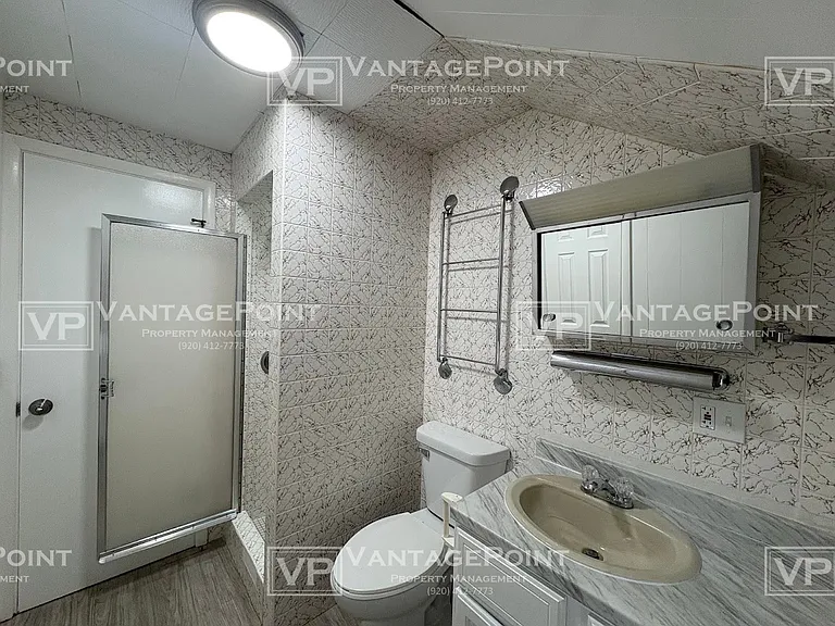 827 W 11th Ave — Photo 12