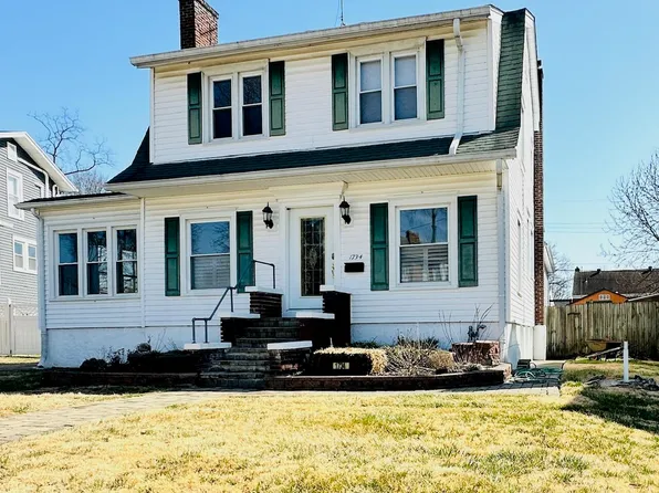 1734 Deer Ln, Louisville, KY 40205