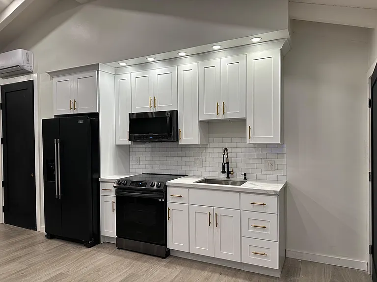 517 W Baseline Rd #B — Photo 5