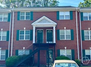600 Mitchell Bridge Rd #15, Athens, GA 30605