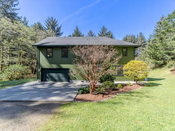 1110 Tantara Ln, McKinleyville, CA 95519