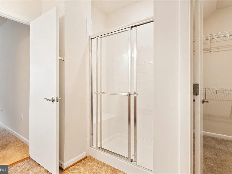 20532 Milbridge Ter — Photo 22