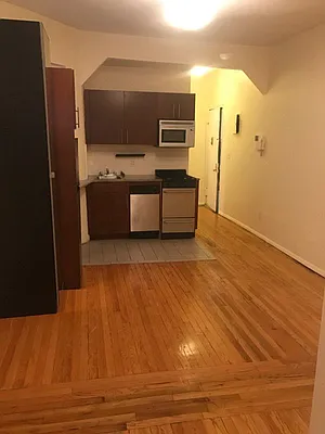 Rented by AD Real Estate Investors | media 12
