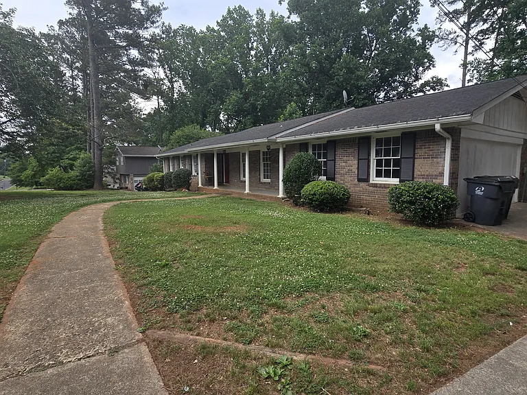 4508 Plantation Ln — Photo 2