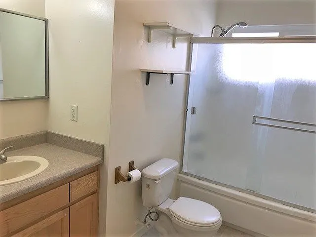 541 Highland Dr — Photo 7