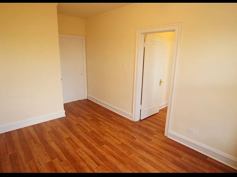2534 N Sawyer Ave #2536-208 — Photo 3