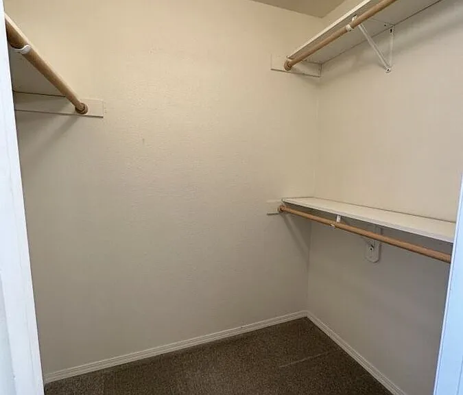1112 Longbow Ln #G — Photo 12