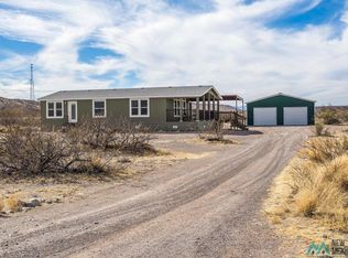 10 Seco Ct, Caballo, NM 87931