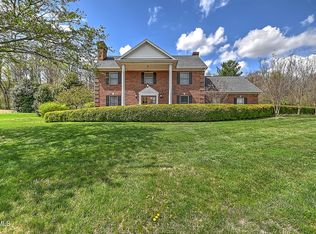 1032 Rotherwood Dr, Kingsport, TN 37660