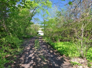 5802 Western Ave, Clarendon Hills, IL 60514